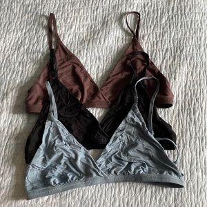 Lululemon bras